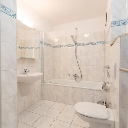 Apartament Haus Am Kurpark - Whg 1, Mit Sauna Auf Dem Dach Heringsdorf
